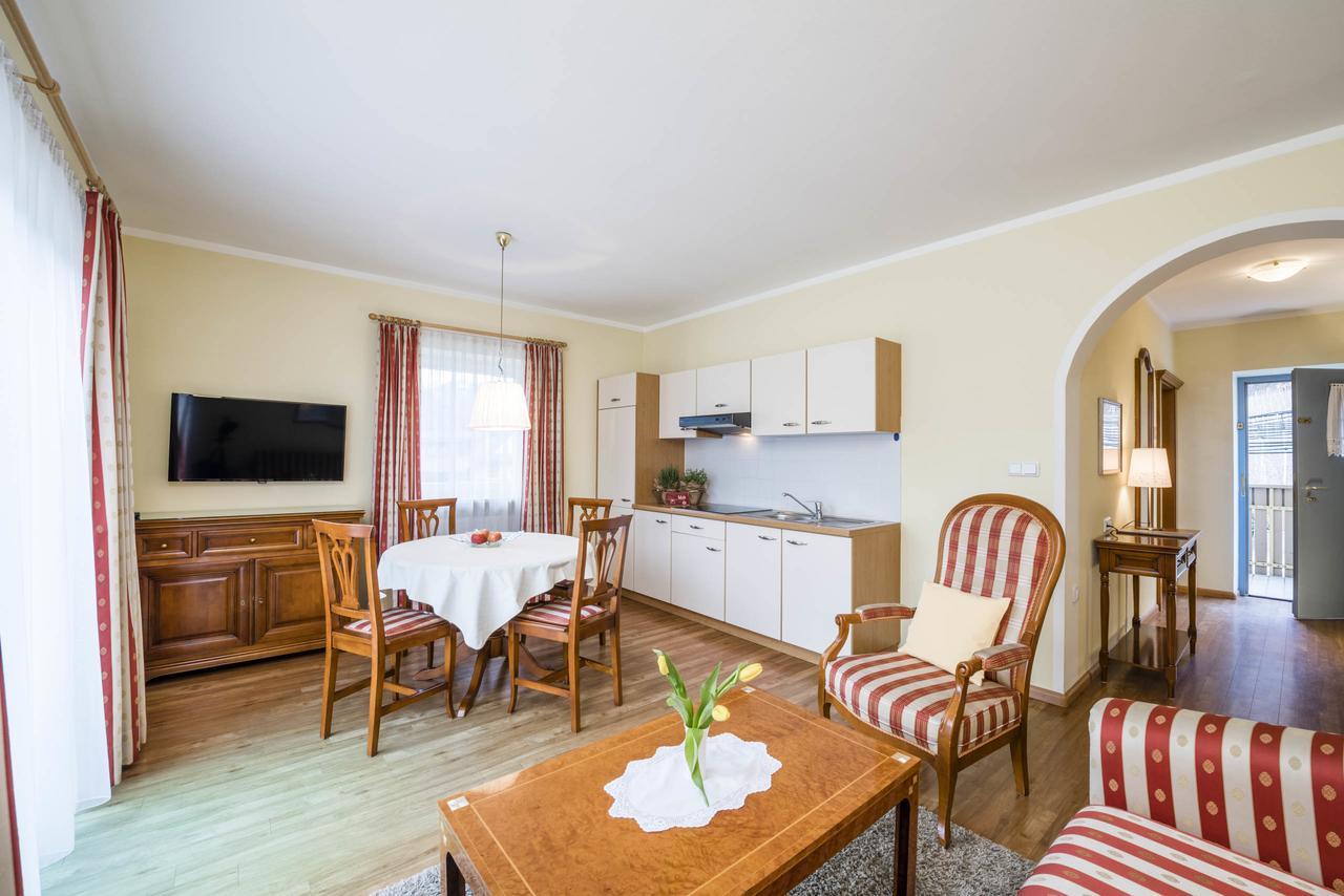 Residence Volkmar Postal / Burgstall Bagian luar foto